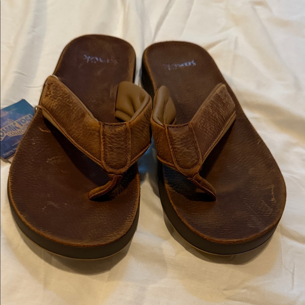 Sanuk Brown Men’s Leather Flip Flops